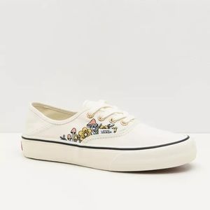 ISO!!! Looking for this shoe for months!!